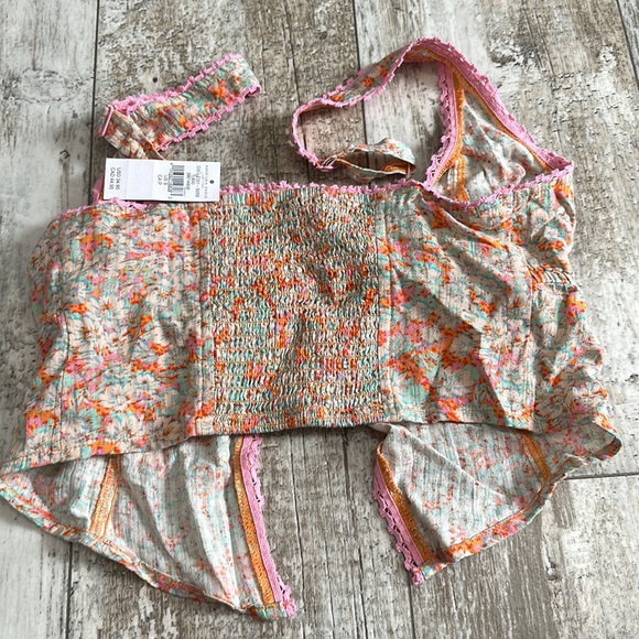 NWT tie crop top - Picture 2 of 2